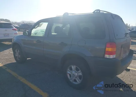 2002 Ford Escape Xlt из США, поврежденный, VIN 1FMCU04102KB96027